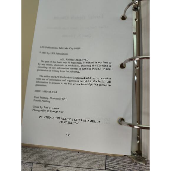 Lovin' Dutch Ovens 3 Ring Binder Cookbook 1991 Vintage by Joan S Larsen Recipes - Picture 3 of 14